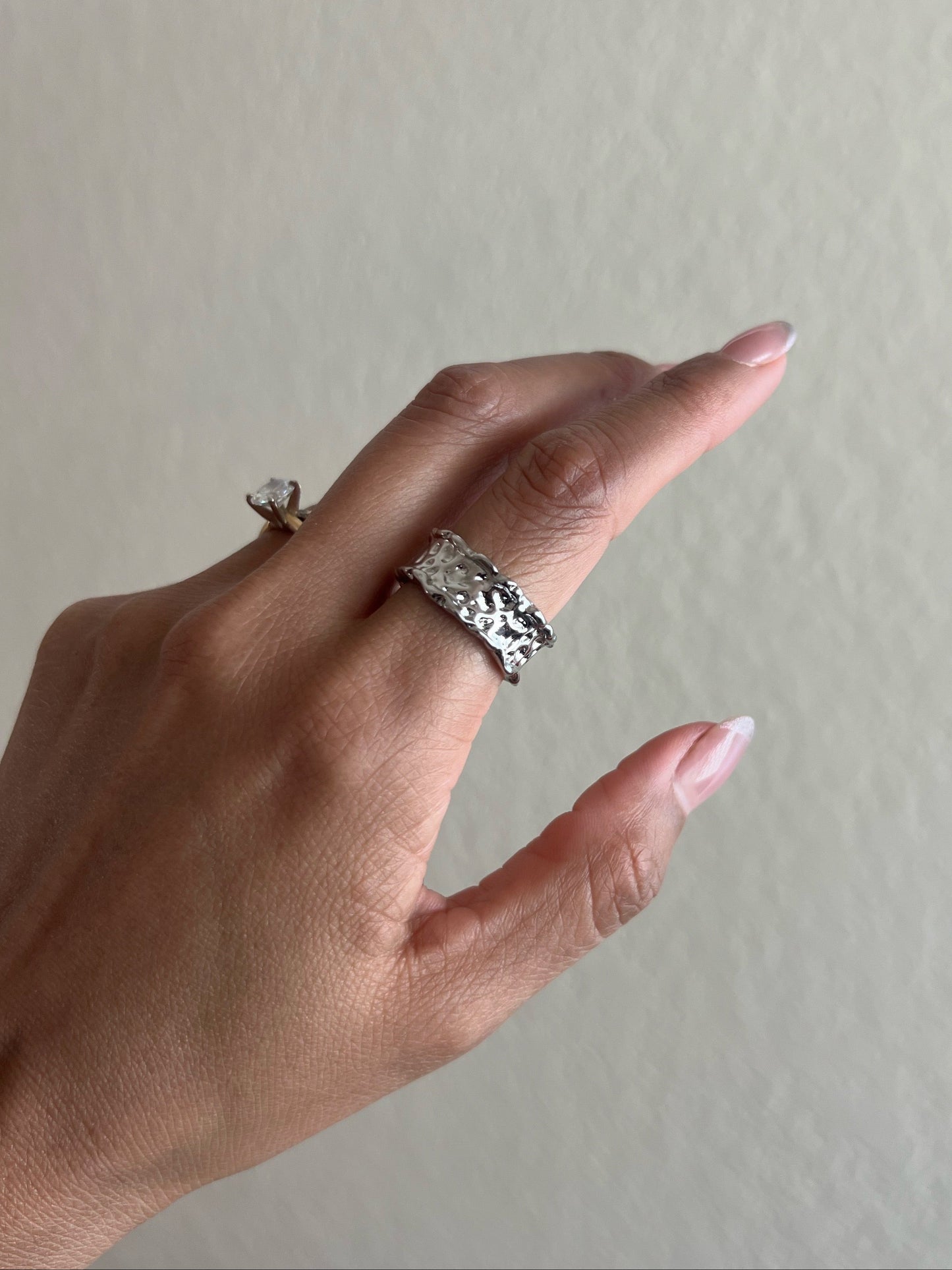 Craquelé Ring
