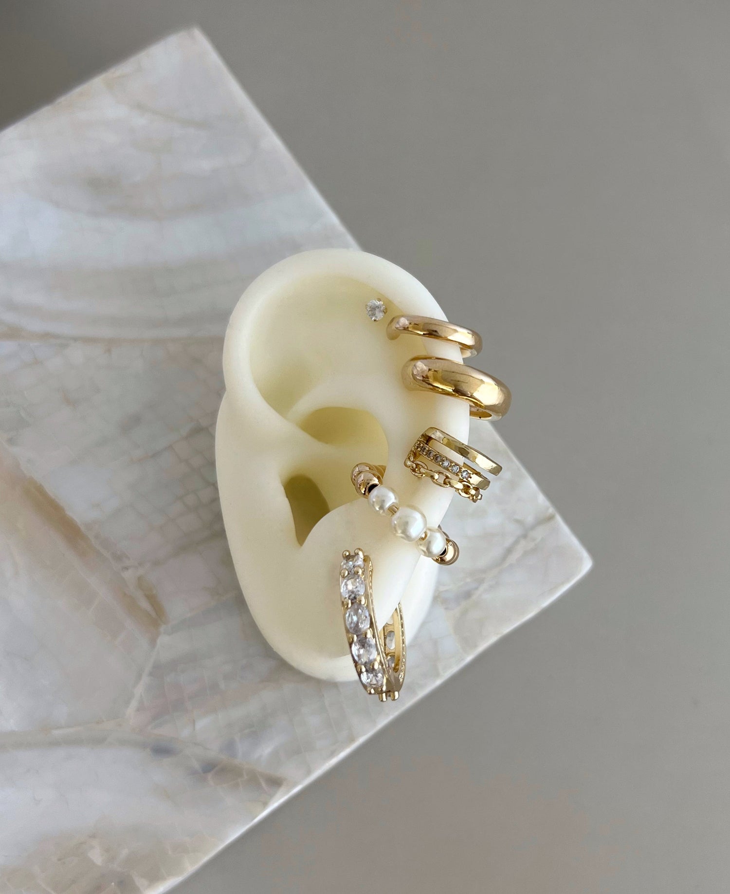 Ear cuff