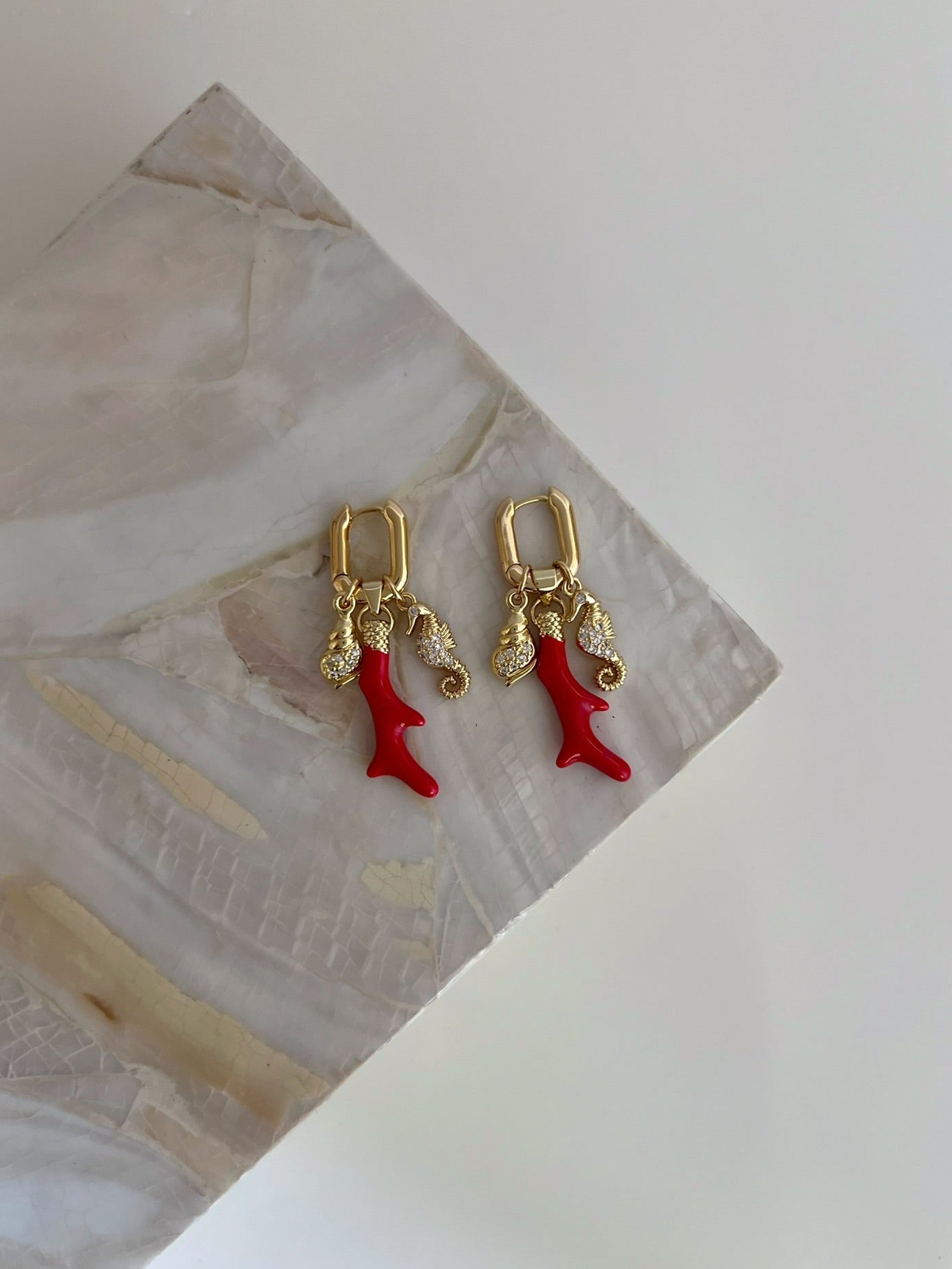 Coral Hoops