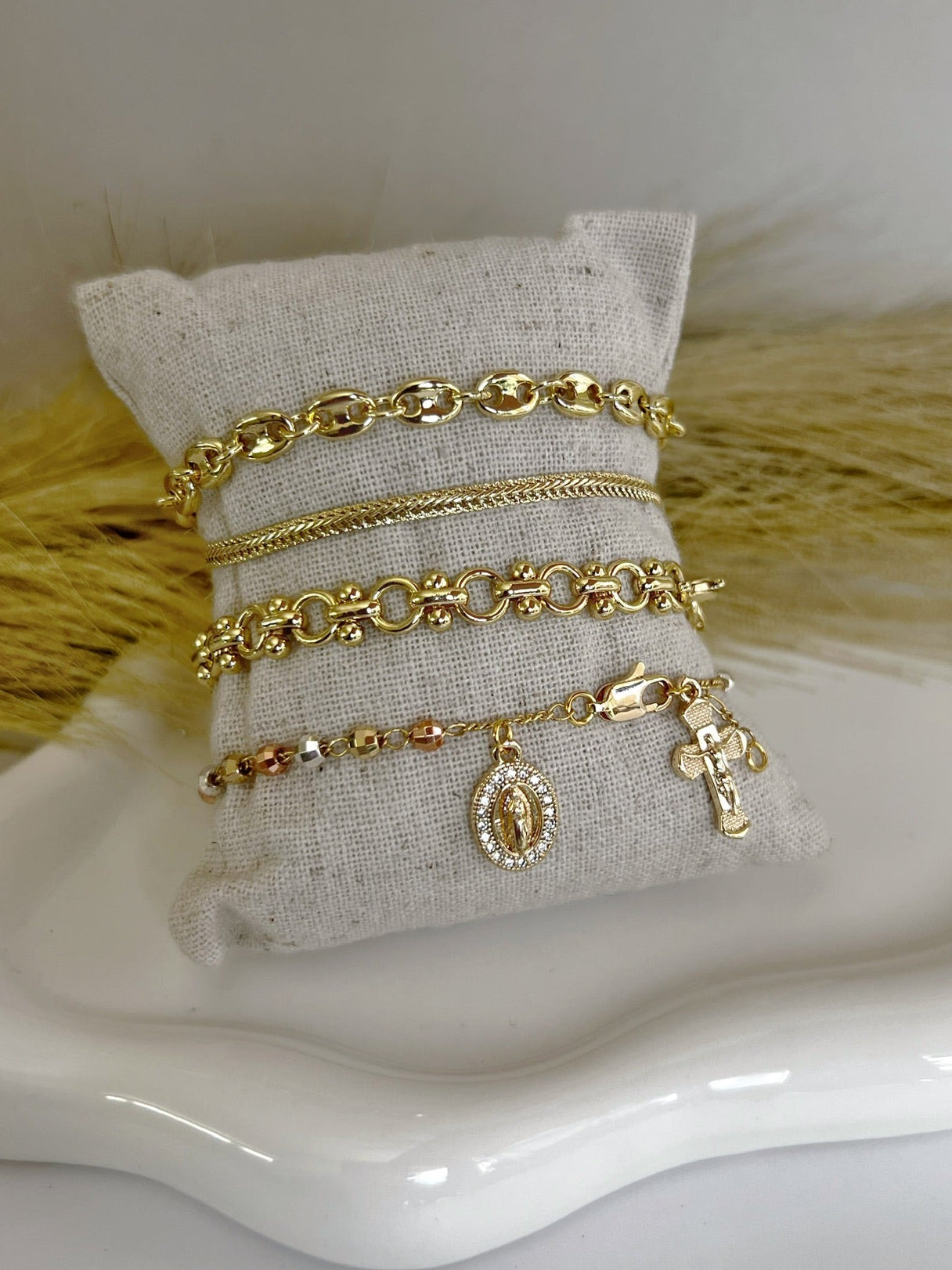 Misterio Virgen Bracelet