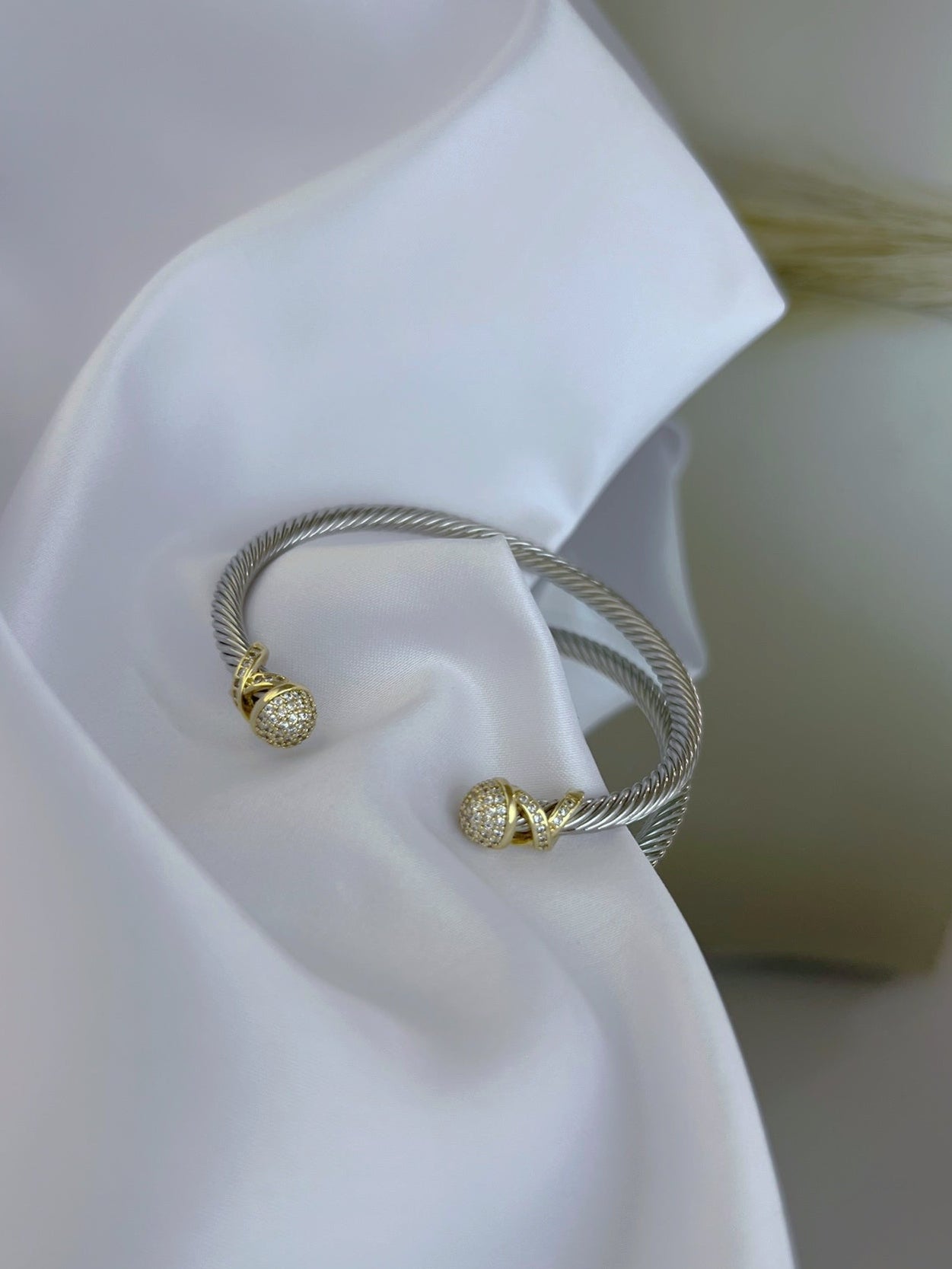 Esfera Bangle