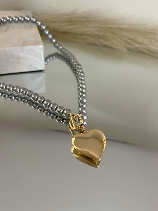 Amour Necklace