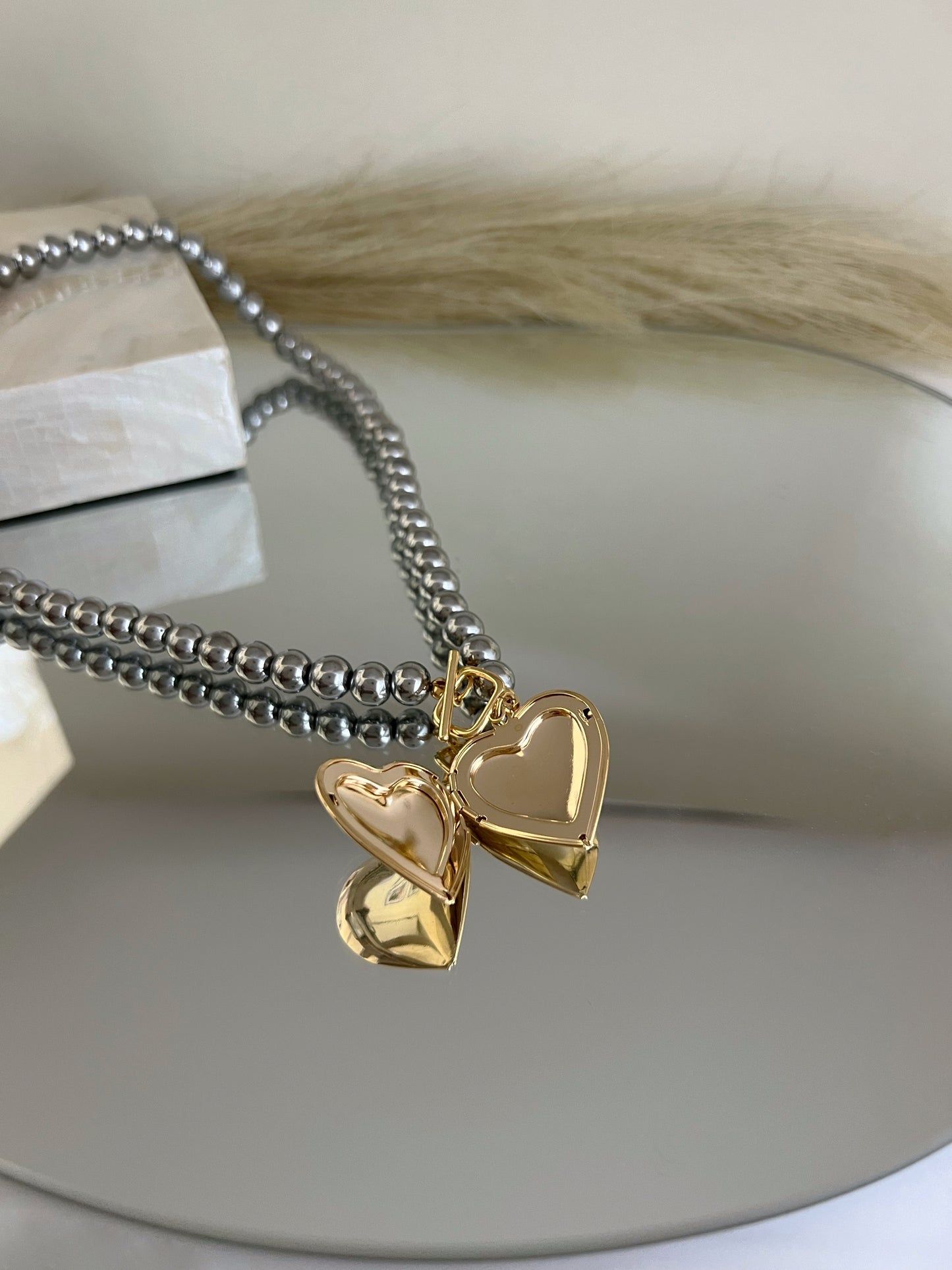 Amour Necklace