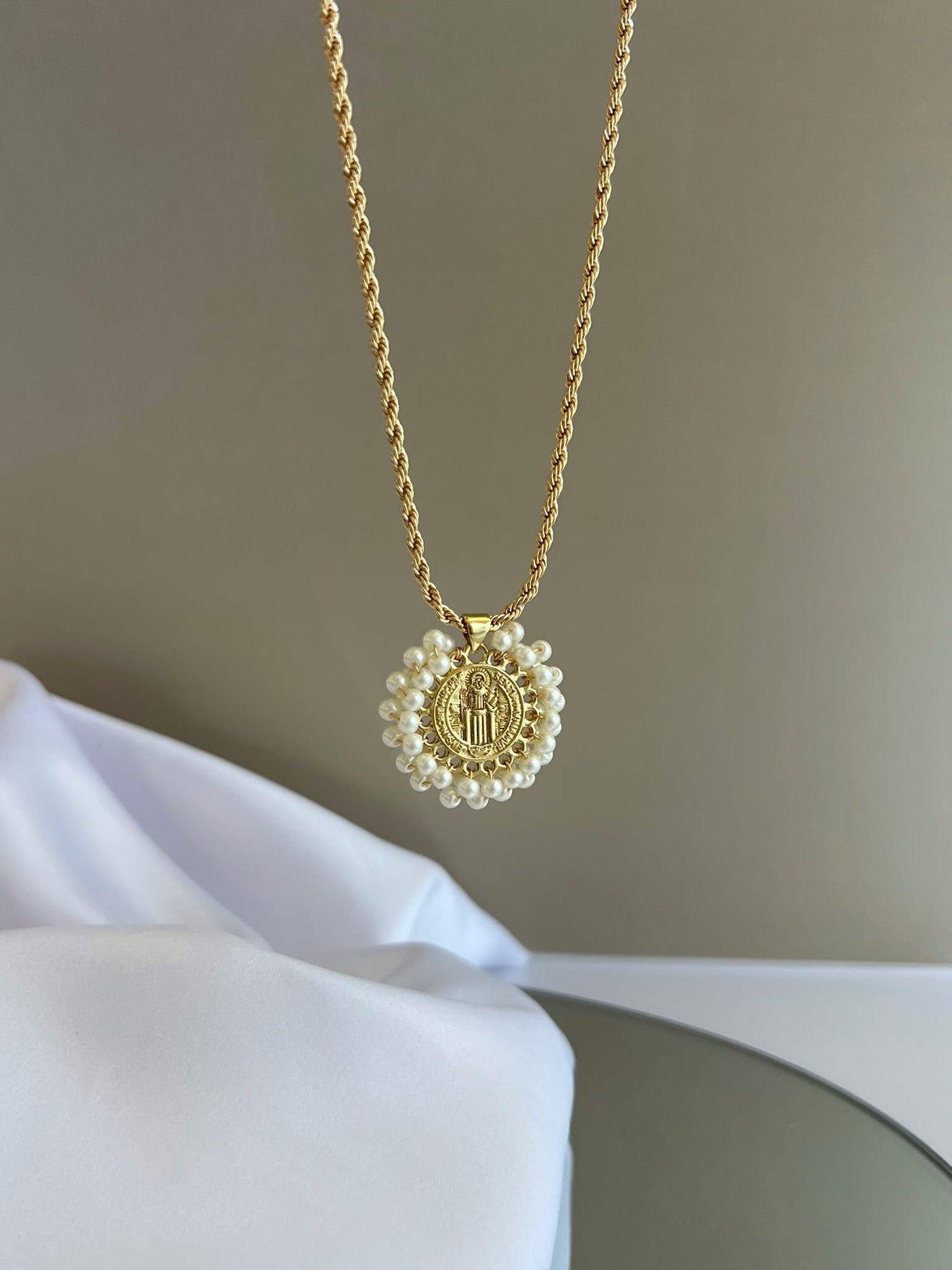San Benito bordado Necklace