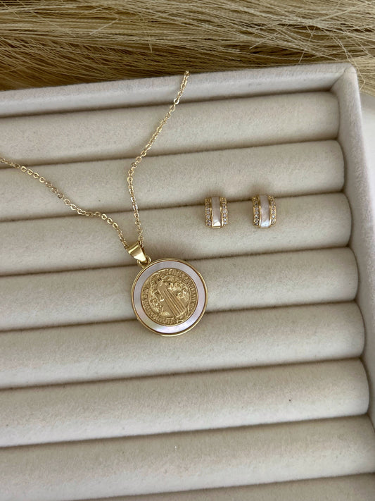 San Benito set