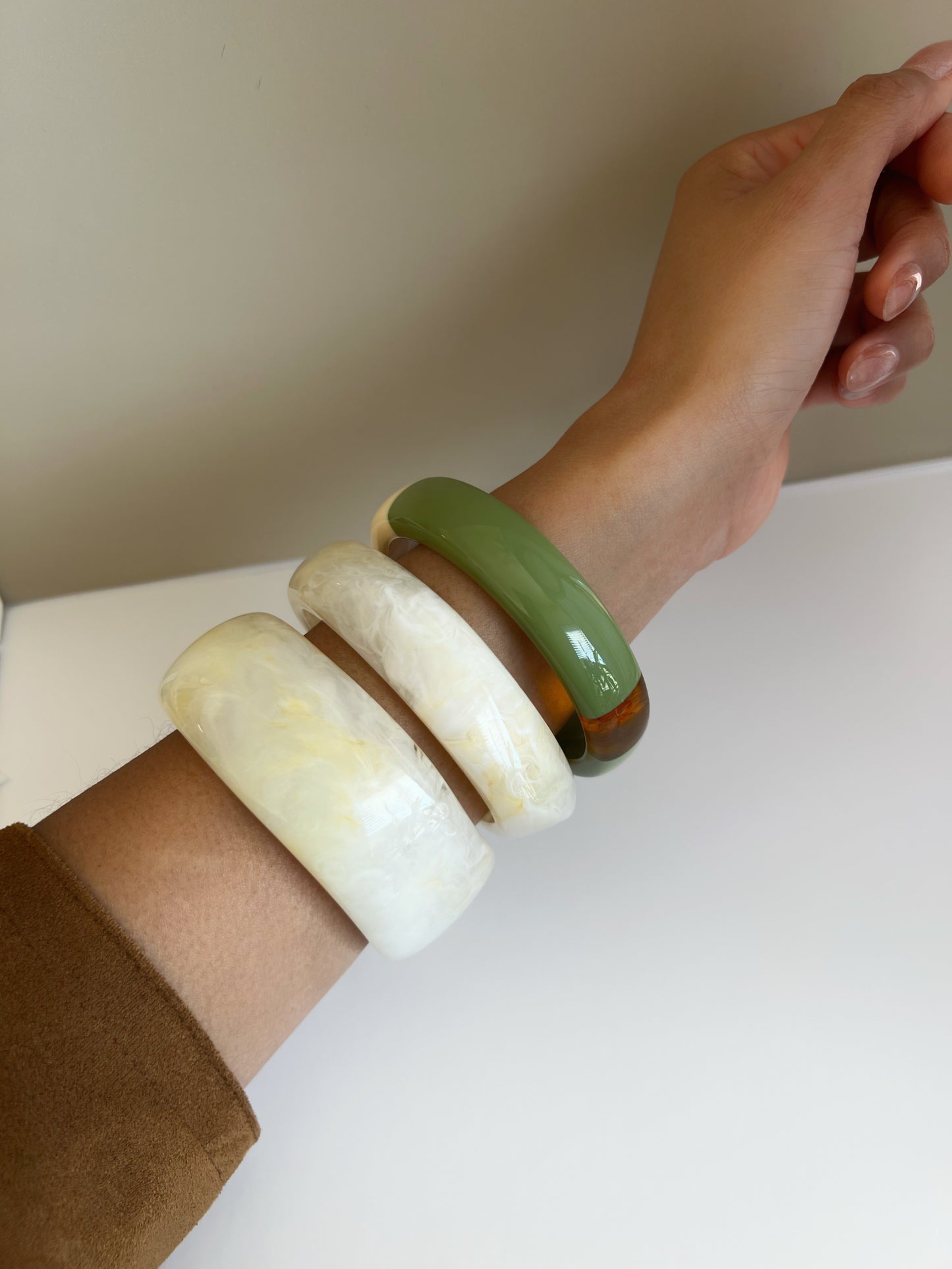Gemoetric Chunky Bangle