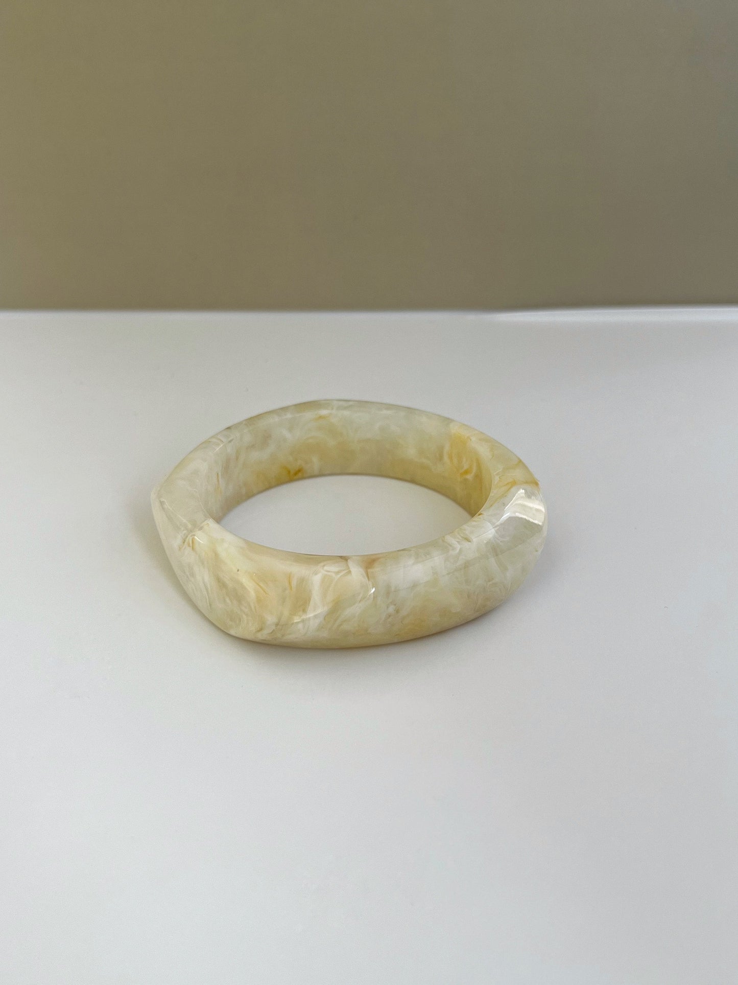 Gemoetric Chunky Bangle