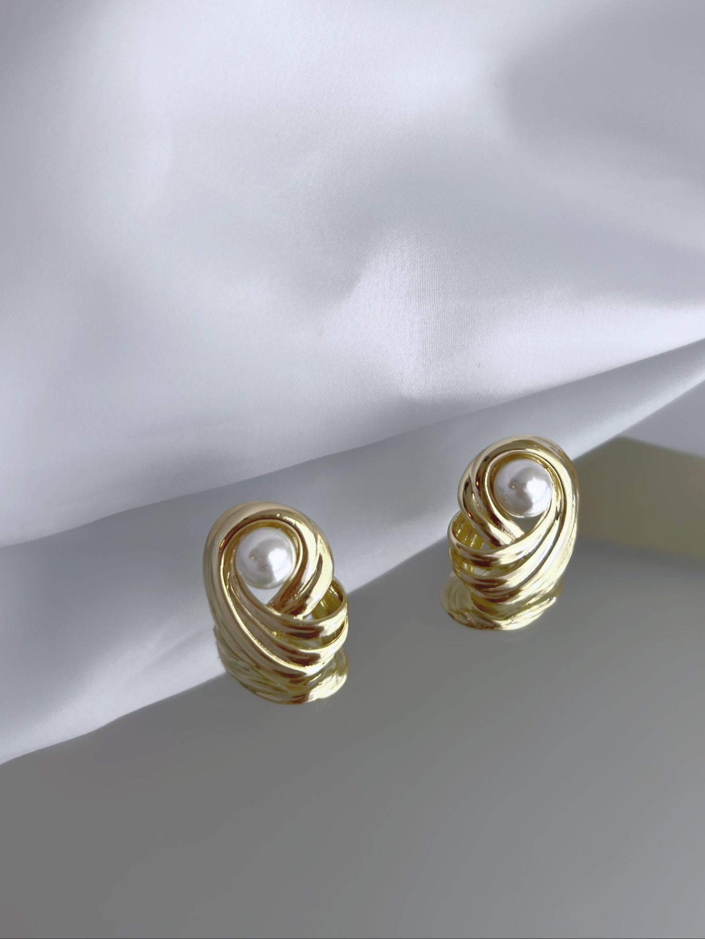 Shell Earring