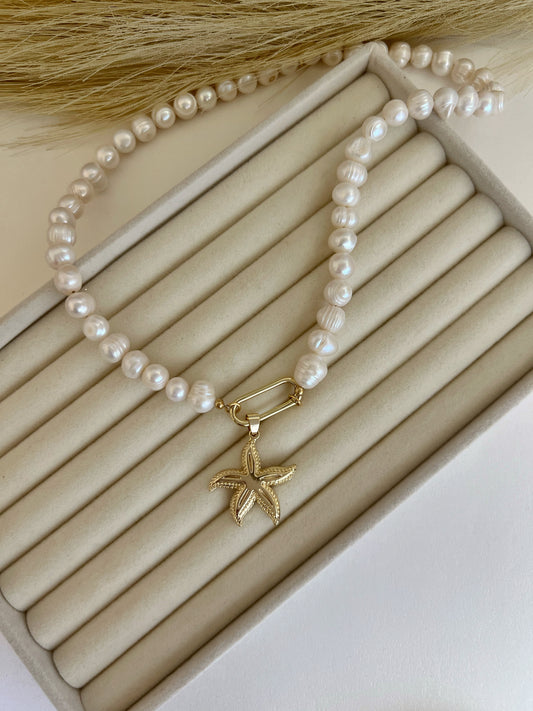 Starfish & Pearls Necklace