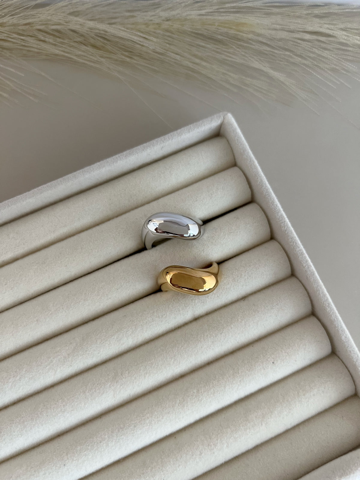 Wavy Ring