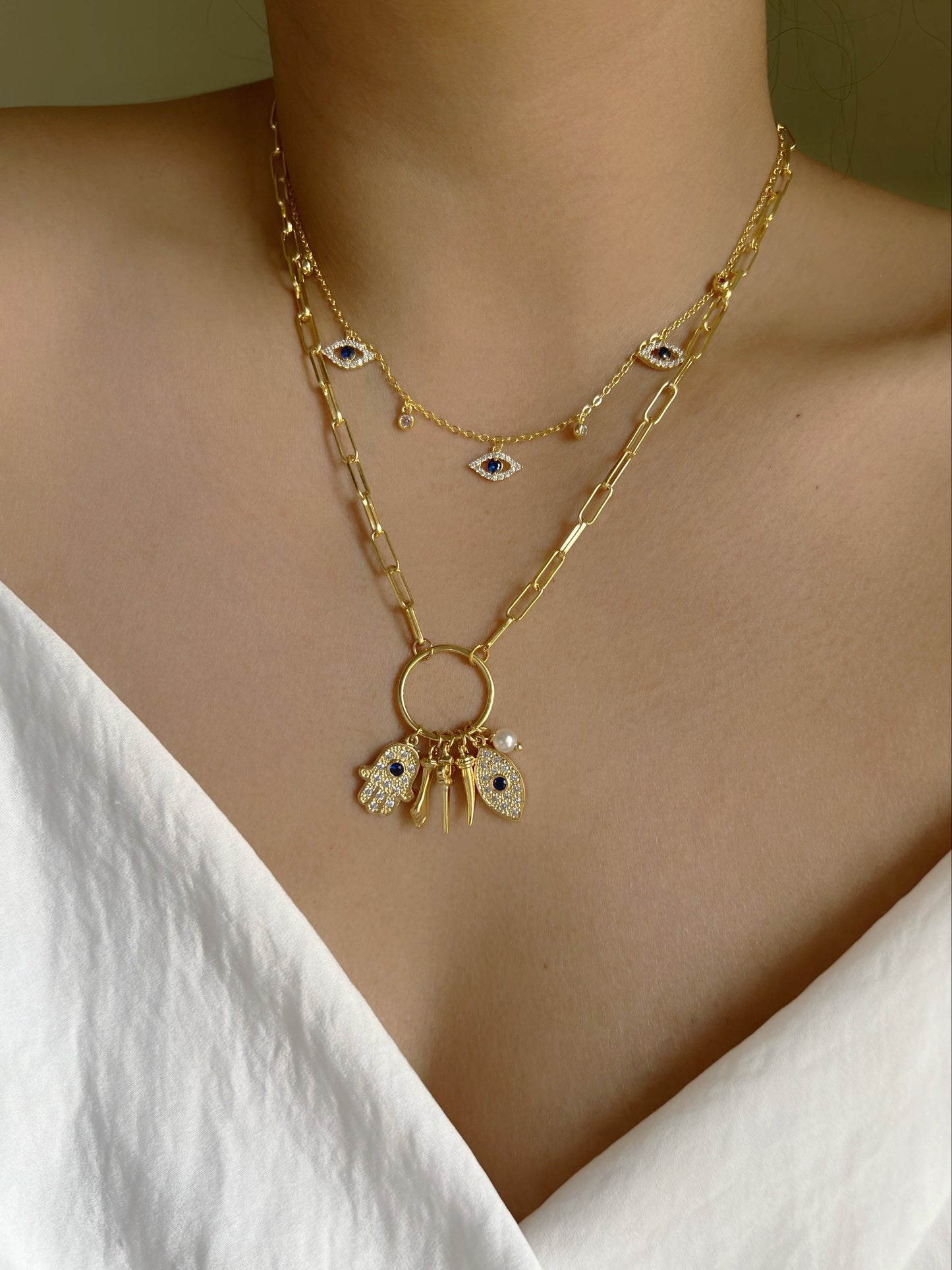 Protección Necklace