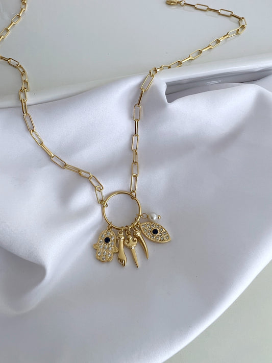 Protección Necklace