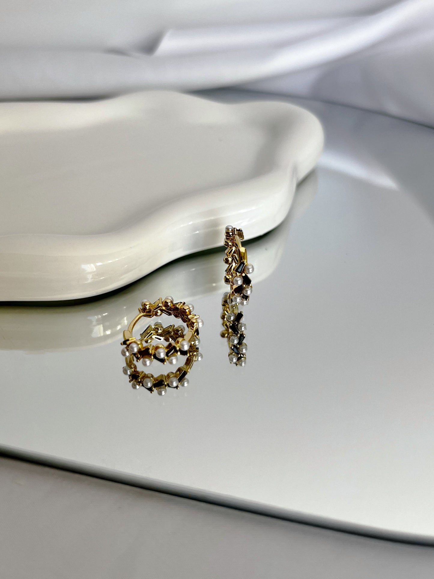 Lumiere earrings