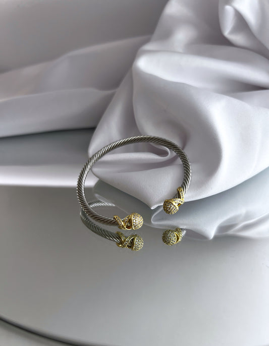 Aurora Bangle